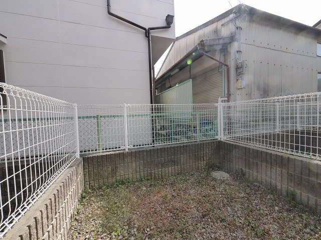 庭　お庭で自由な時間を過ごせます