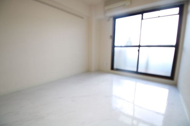 バルコニー　※別室の参考写真の為、現況優先です。