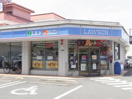 コンビニ　ローソン 東大阪角田一丁目店（コンビニ）まで377m