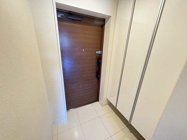 ブランビュー加古川本町の玄関写真