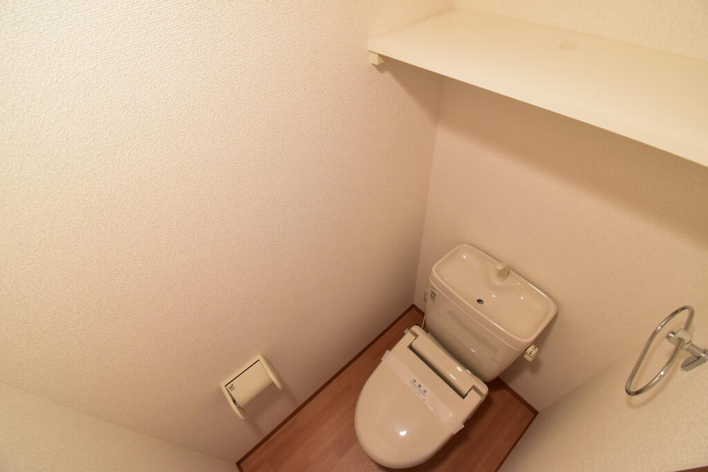 トイレ　暖房便座付きのトイレです♪（同仕様写真）