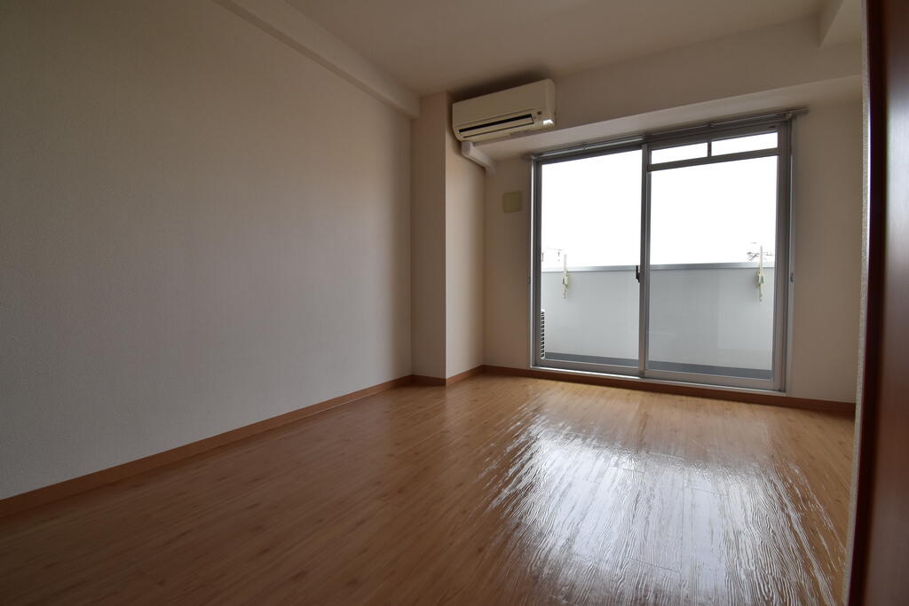 居室・リビング　1Rでは手狭に感じる方にオススメの1DK！（同仕様写真）