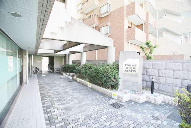 エントランス　エントランス・管理人室あり