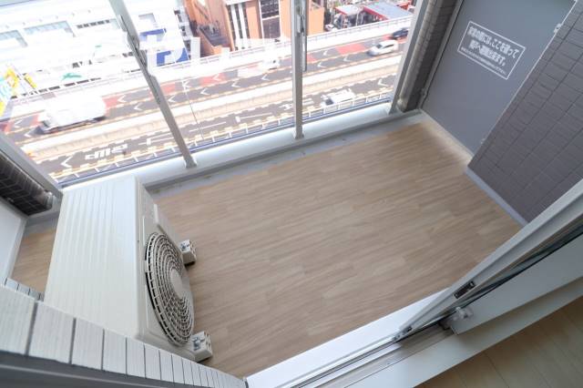 バルコニー　１３０５