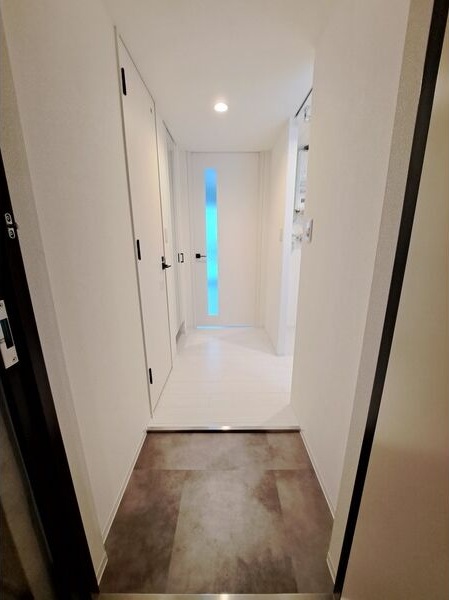 玄関　広々とした玄関です！