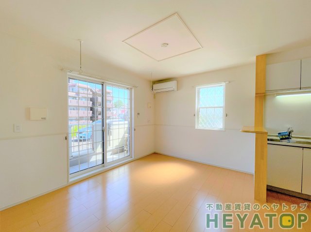 その他設備　エアコン付き（同仕様写真）