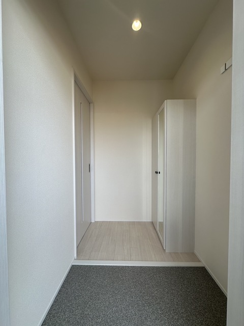 玄関　★同施工別建物の参考写真です★