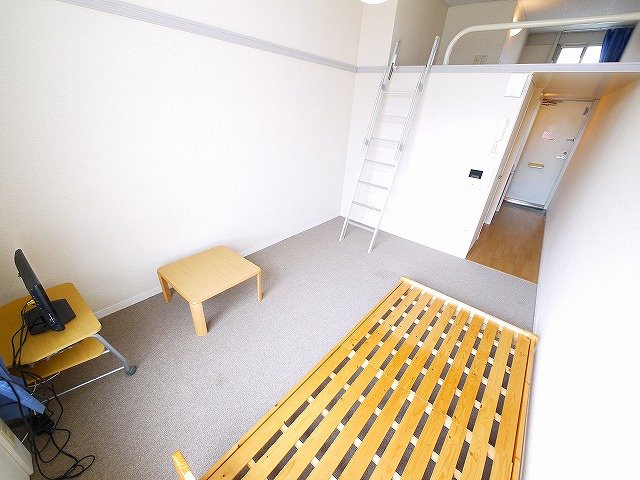 居室・リビング　ゆったり過ごせる居間