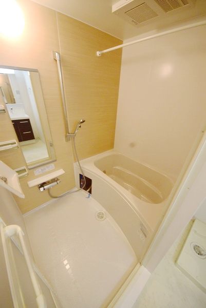 バス・シャワールーム　★お問い合わせはタウンハウジングへ★
