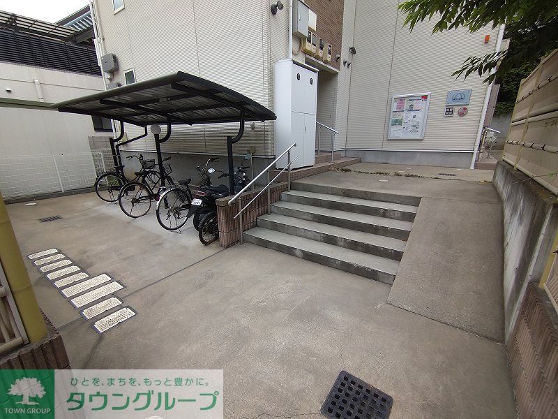 その他　駐輪場　自転車＆原付のみ駐輪可