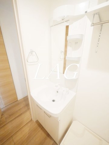 洗面設備　独立洗面台です。