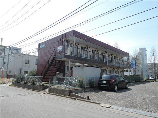 エントランス　周辺明るいです。