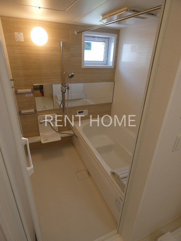 バス・シャワールーム　１坪風呂です