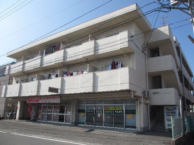 建物外観　完成写真