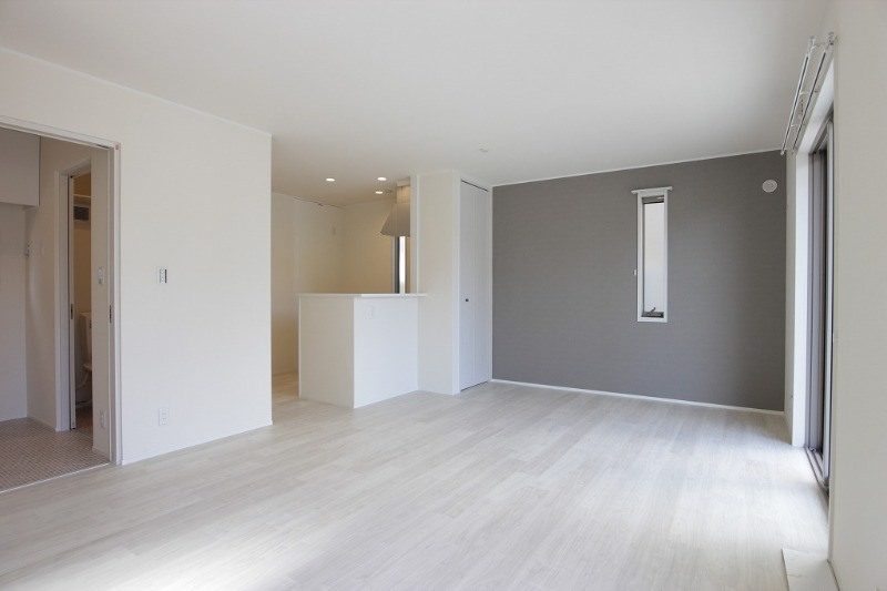 居室・リビング　家族との会話が弾む対面キッチンのリビング♪