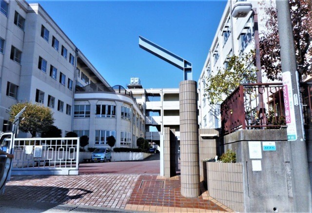 中学校　名古屋市左京山中学校（中学校）まで780m