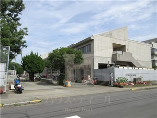 小学校　川口市立 辻小学校（小学校）まで268m