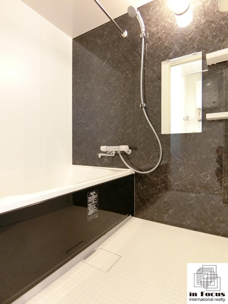 バス・シャワールーム　都市ガス仕様で光熱費が経済的