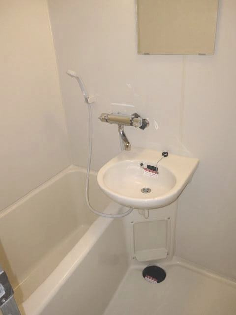 バス・シャワールーム　同仕様