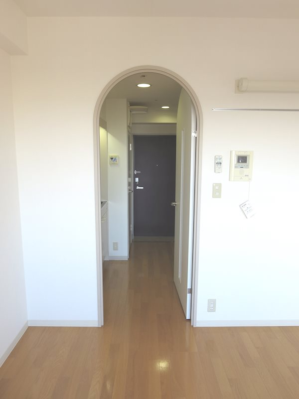 玄関　※他の部屋の写真です。