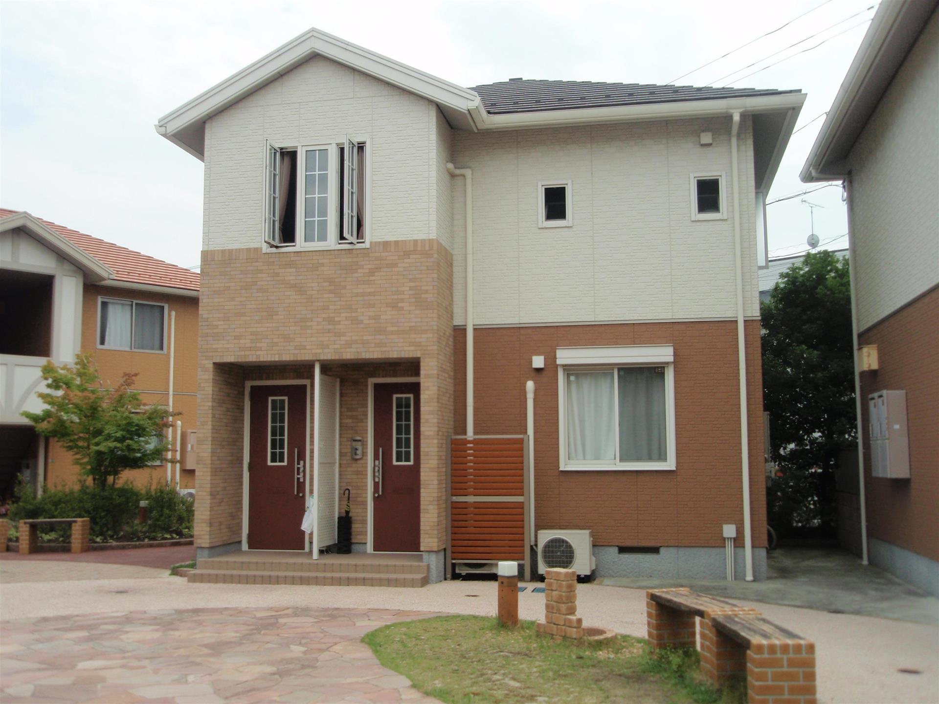 建物外観　2008年築　パティオフローラＥ棟