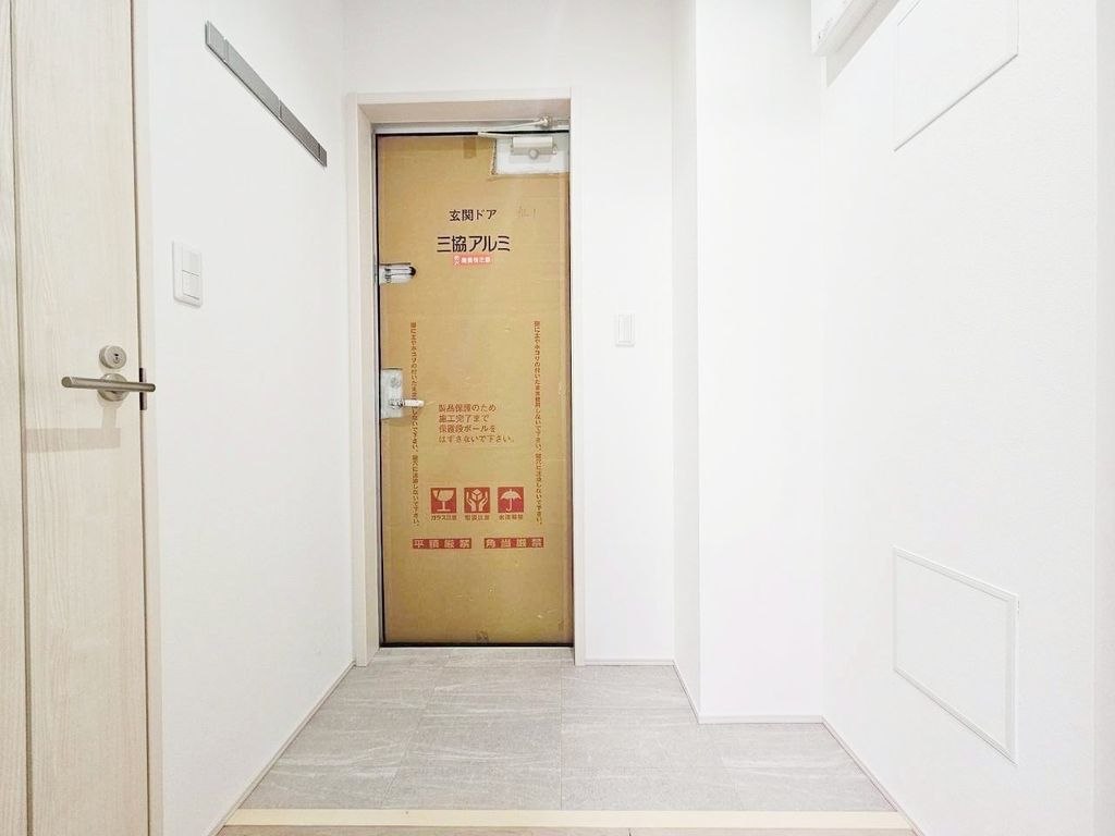 玄関　玄関