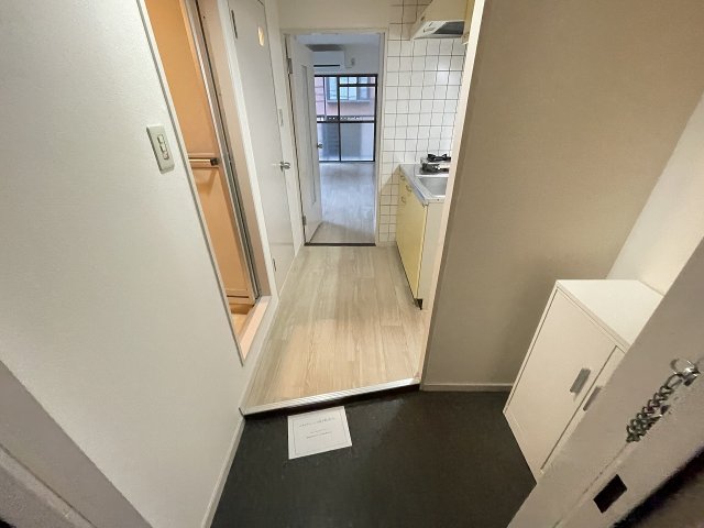 玄関　落ち着いた玄関です