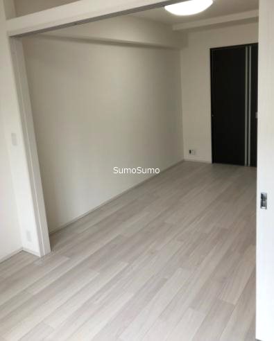 居室・リビング　ゆったり過ごせる居間です