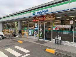 コンビニ　ファミリーマート湖南石部南店（コンビニ）まで504m