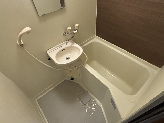 バス・シャワールーム　日々の暮らしに欠かせないお風呂です