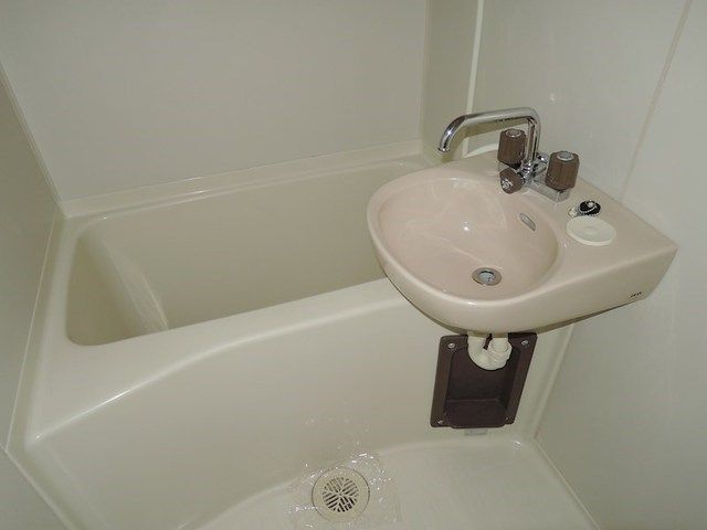 バス・シャワールーム　★お部屋探しはタウンハウジング稲田堤店まで★