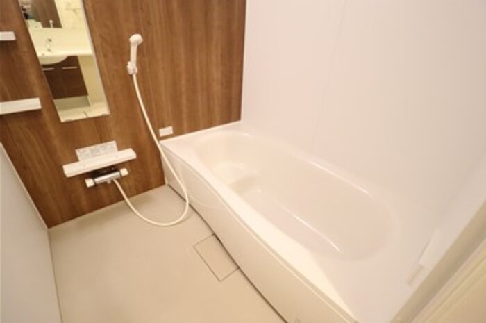 バス・シャワールーム　浴室