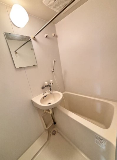 バス・シャワールーム　風呂