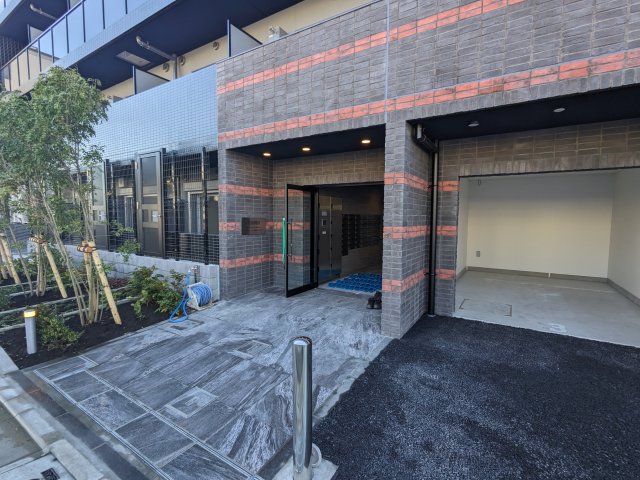 エントランス　建物の内部です