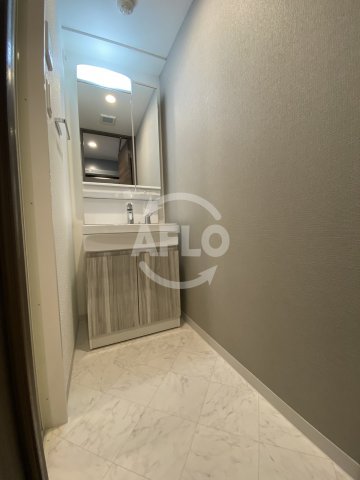 洗面設備　S-RESIDENCE天満Gracis（グレイシス）　洗面脱