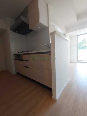 キッチン　別部屋参考写真です。