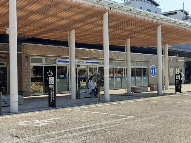 コンビニ　ローソン草薙駅北口店（コンビニ）まで963m