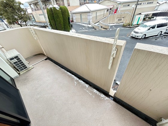 バルコニー　※別号室のお写真です