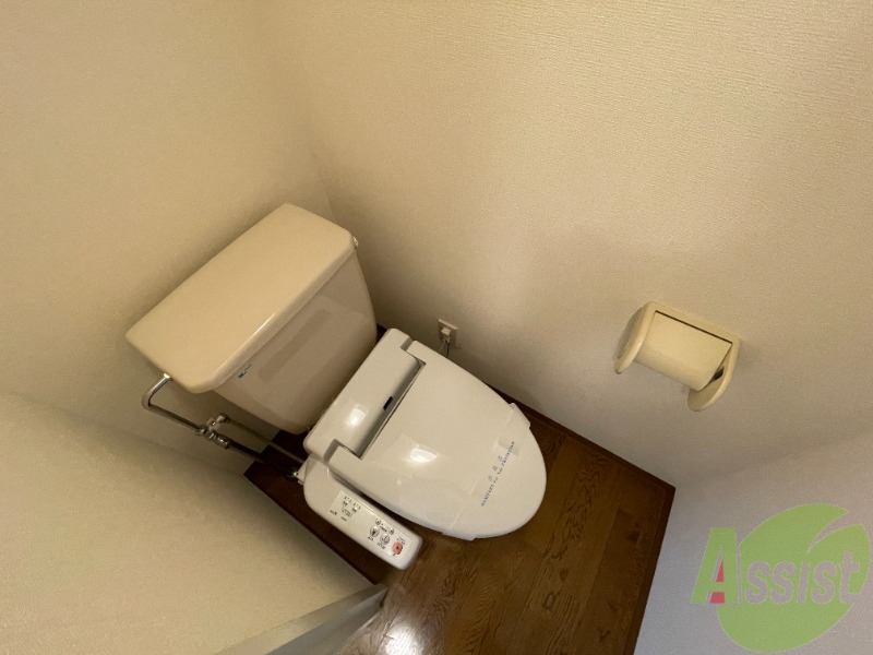 トイレ　トイレはウォシュレット付きなので、安心ですね。
