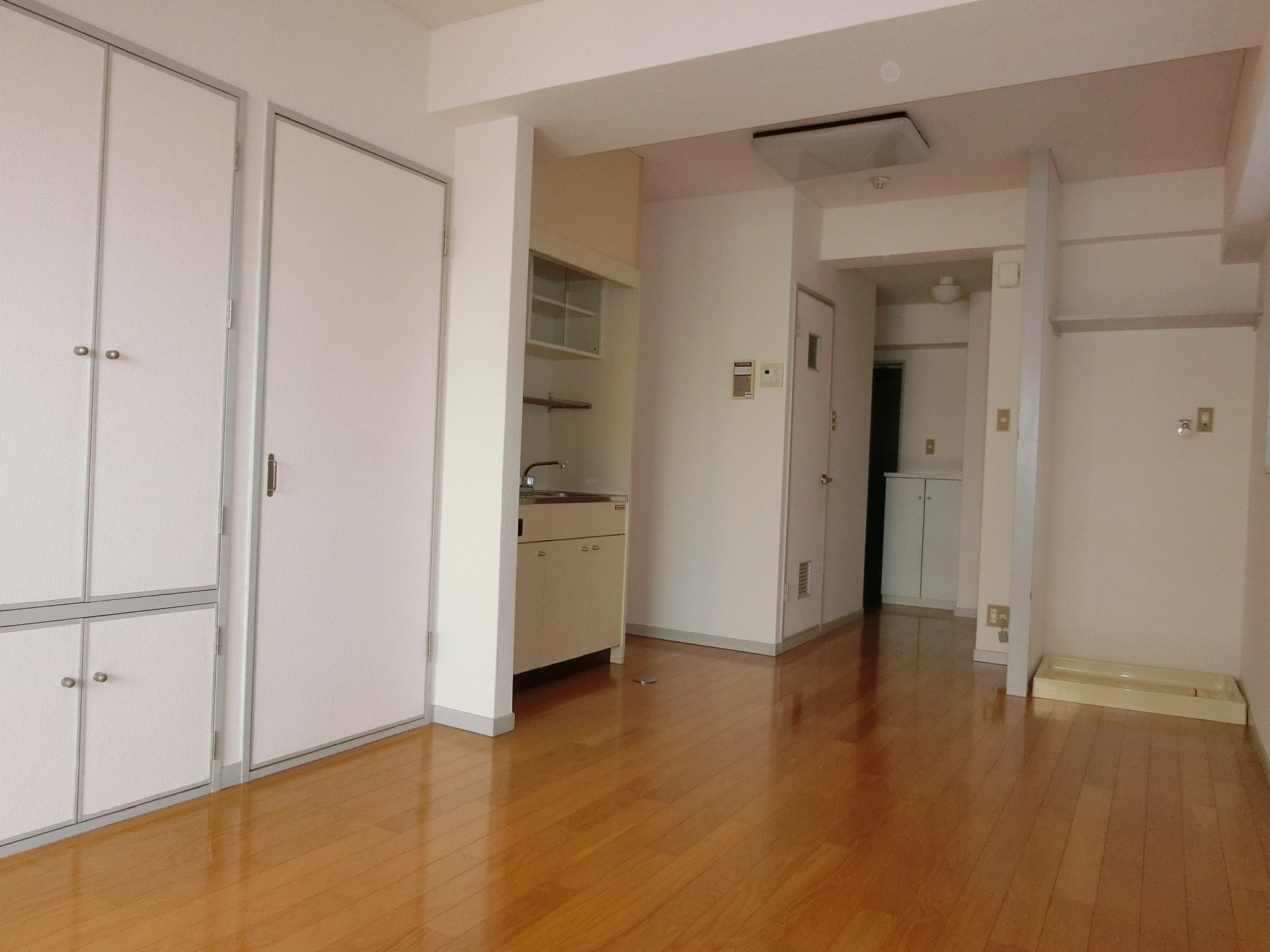 居室・リビング　※写真は別のお部屋です。現況を優先させていただきます。