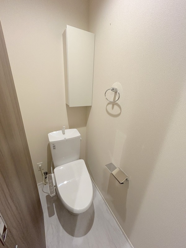 トイレ　ゆったりとした空間のトイレです