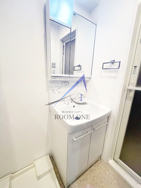 洗面設備　洗面台です。