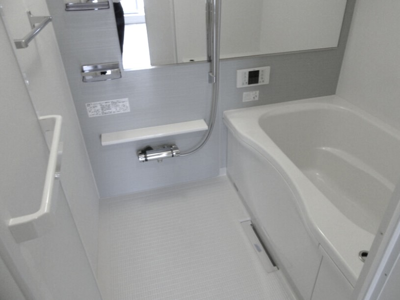 バス・シャワールーム　風呂
