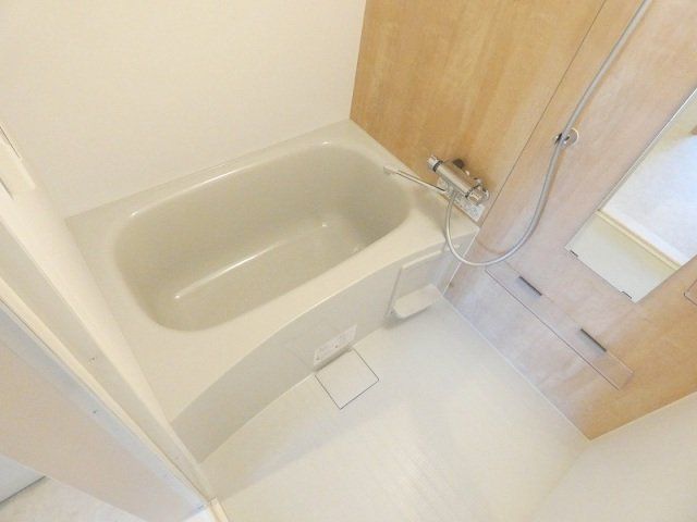 バス・シャワールーム　浴室