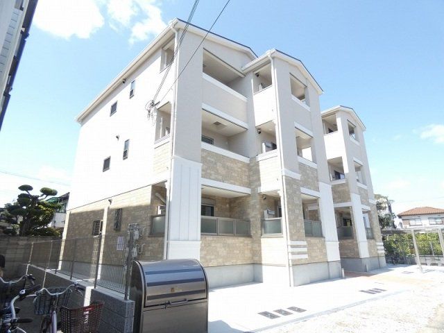 建物外観　お洒落な外観です。