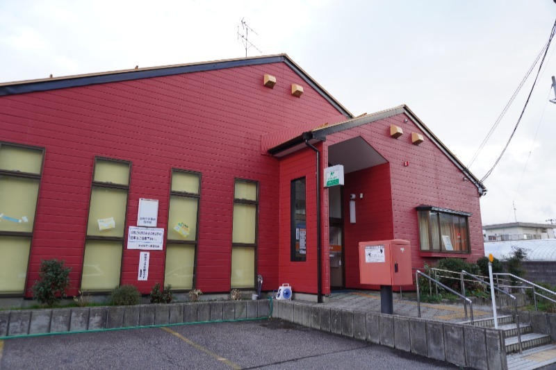 郵便局　新潟紫竹山郵便局（郵便局）まで994m