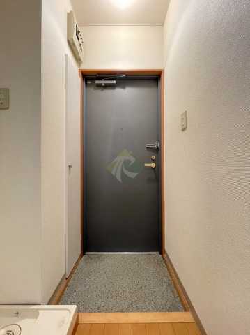 玄関　クレセントＭＩＳＡＫＩ