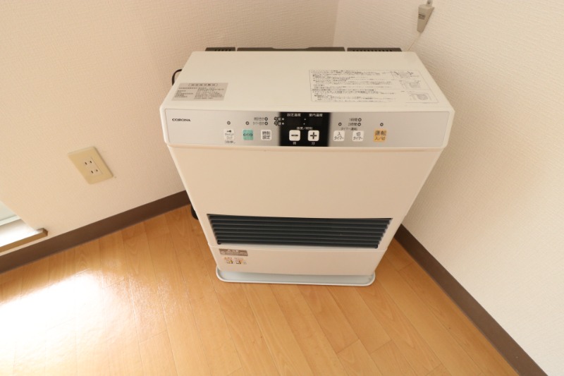 その他設備　嬉しい灯油ストーブ♪