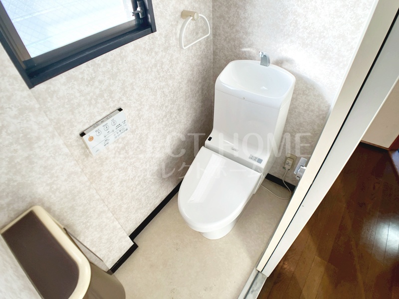 トイレ　シンプルで使いやすいトイレです