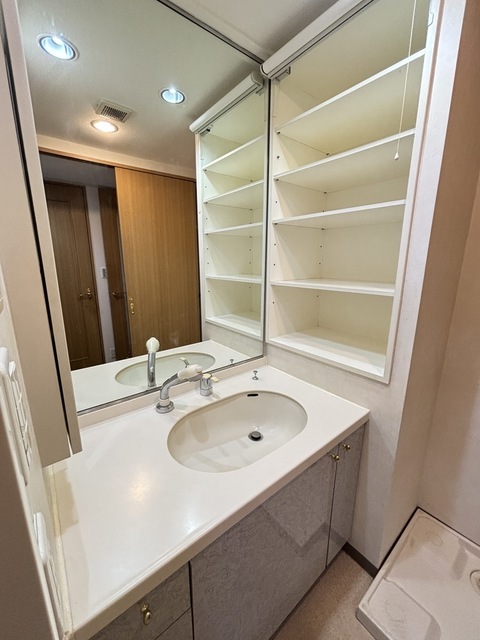 洗面設備　※前回募集時の写真です